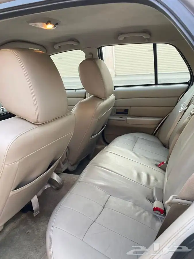 كراون فكتوريا 2011 .. تم البيع .. 18