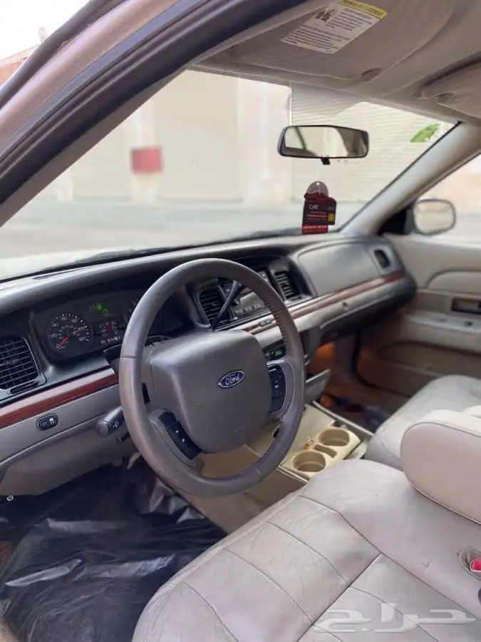 كراون فكتوريا 2011 .. تم البيع .. 20