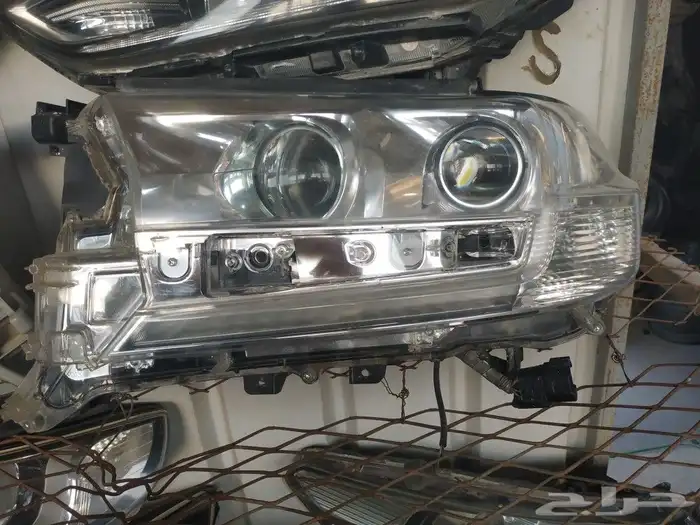 شمعات تويوتا لاندكروزر 1