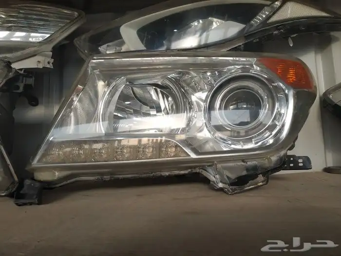 شمعات تويوتا لاندكروزر 6