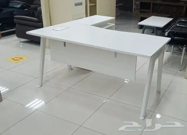 طاولات مكتبه جديد 11