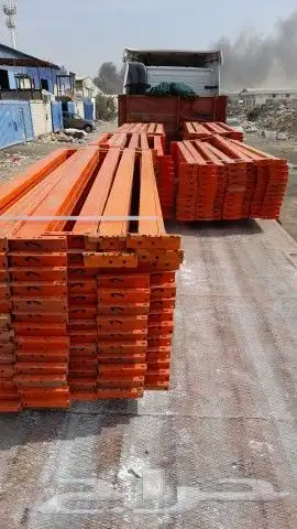 رفوف مستودعات ومنازل وبقالات مستعملة 37