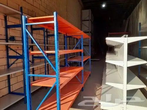 رفوف مستودعات ومنازل وبقالات مستعملة 50
