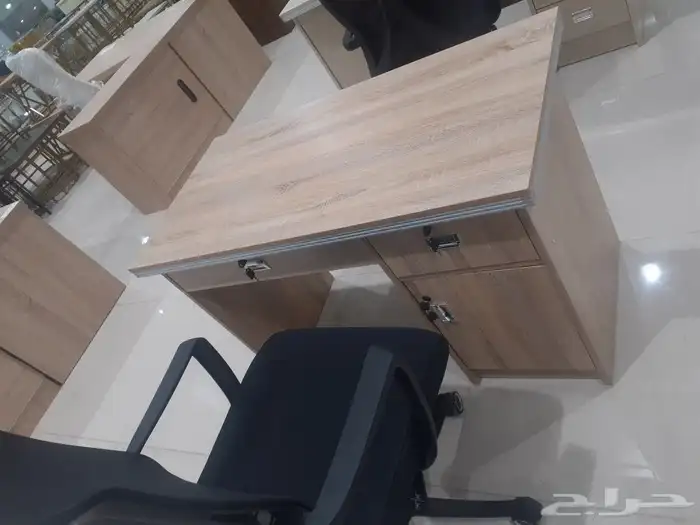 طاولات مكتبه جديد 18