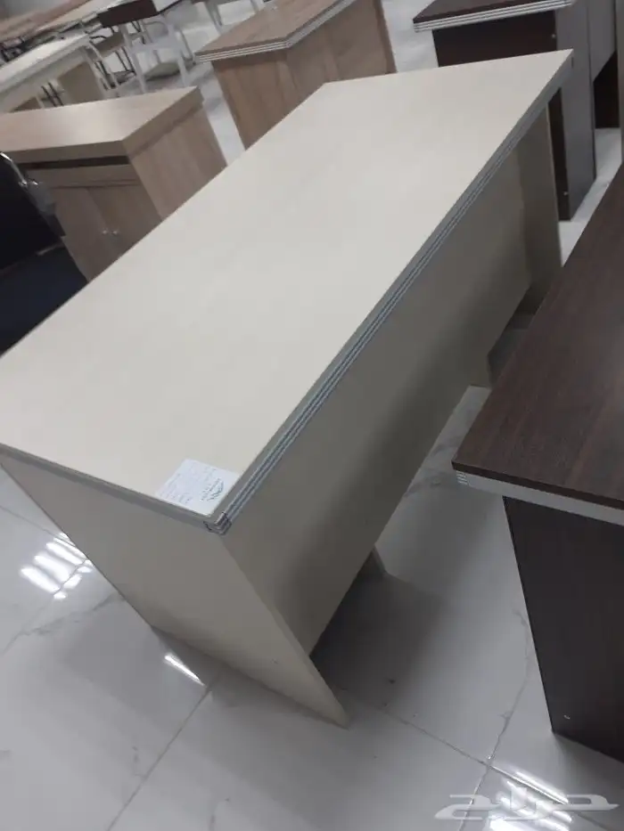 طاولات مكتبه جديد 24