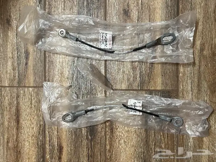 للبيع قطع غيار تويوتا هايلوكس موديل 2015 21