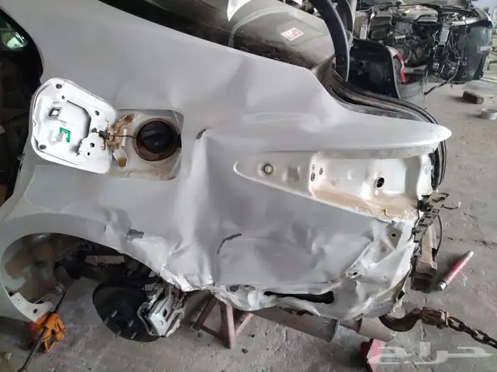 ورشه عزم الابداع لصيانه السيارات شفط وتعديل بدون بويه 7