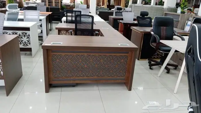 طاولات مكتبية عروض 11
