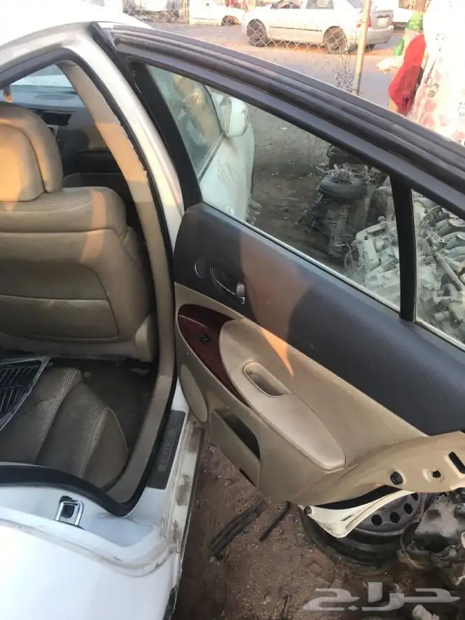 قطع غيار تشليح لكزس جي اس 350 دفع رباعي 9