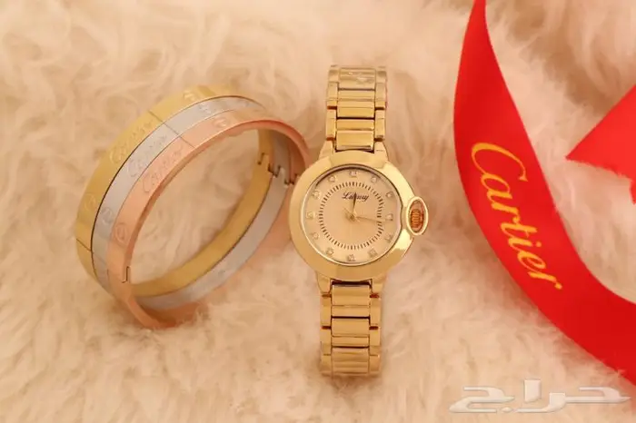 عرض مميز ساعة نسائي مع اكسسوار 2