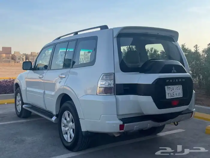 ميتسوبيشي باجيرو موديل(2017) في قمة النظافة 7