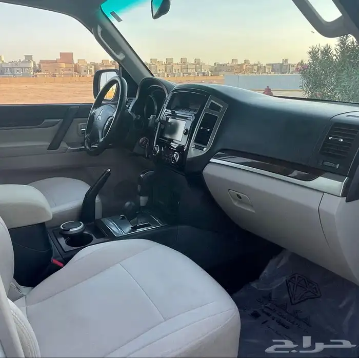 ميتسوبيشي باجيرو موديل(2017) في قمة النظافة 15