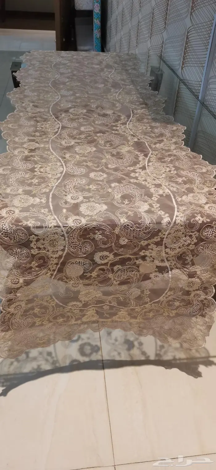 طقم اباريق المائدة الفاخر ومفارش طاولات 7