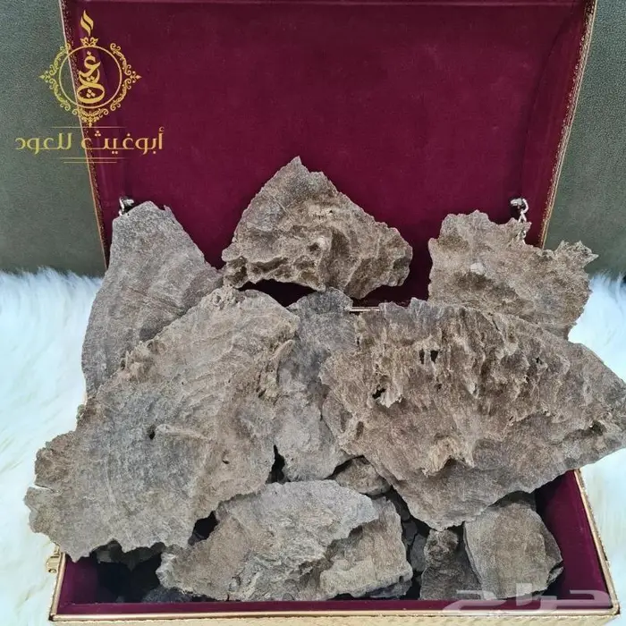 عود هندي تشار فاخر 1