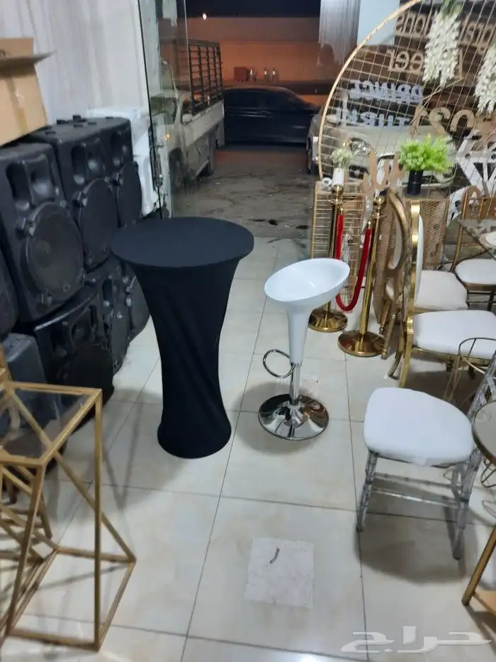 تاجير طاولات كوكتيل طاولات بار مضي هالوين 11