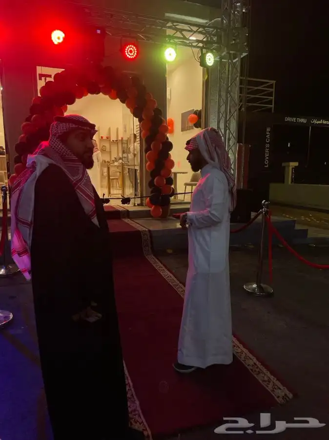 تجهيز حفلات افتتاحيه مهرجان تراس قوس بالون ليزر كشاف دليل س 3