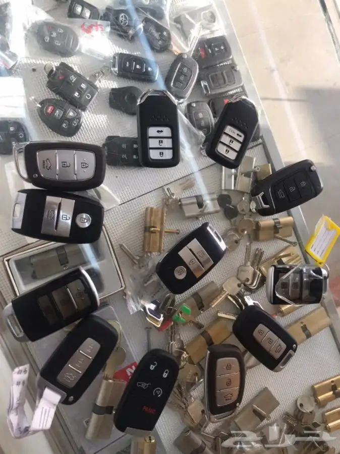 مفاتيح الصفا فتح ابواب مقفل سيارات برمجة 0509100450 1