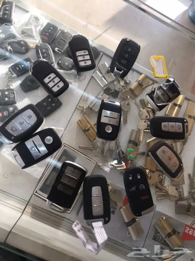 مفاتيح الصفا فتح ابواب مقفل سيارات برمجة 0509100450 8