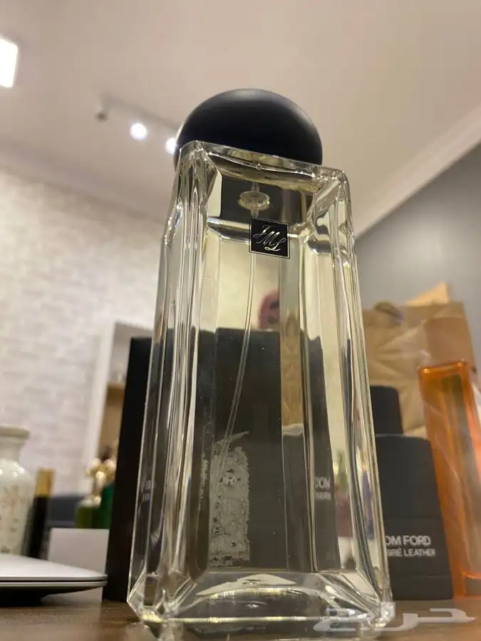 عطور النيش والعطور الحصريه تحت سقف واحد 20