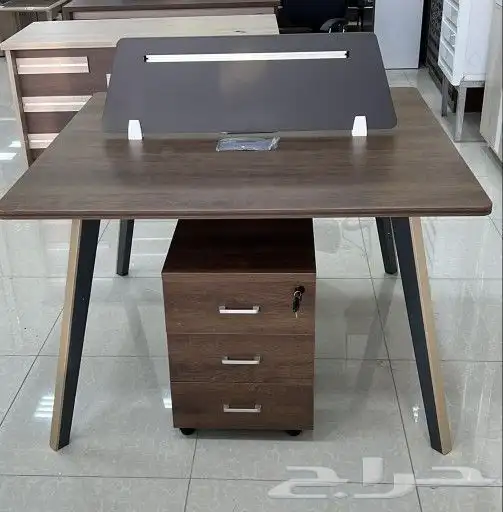 طاولات مكتبه كوانترات 1