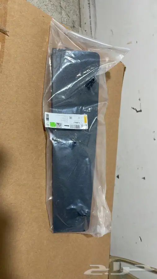 قطع غيار شاحنات سكانيا ومكائن زراعية وشاحنات فولفو 32