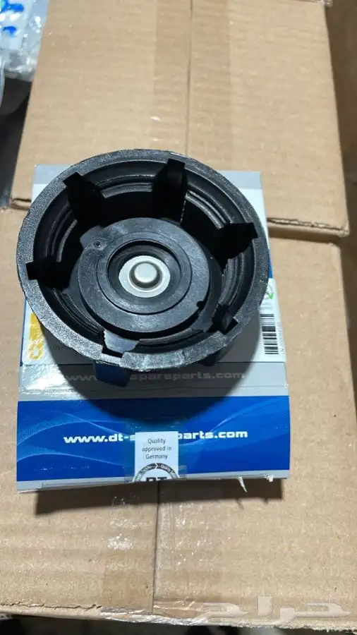 قطع غيار شاحنات سكانيا ومكائن زراعية وشاحنات فولفو 60