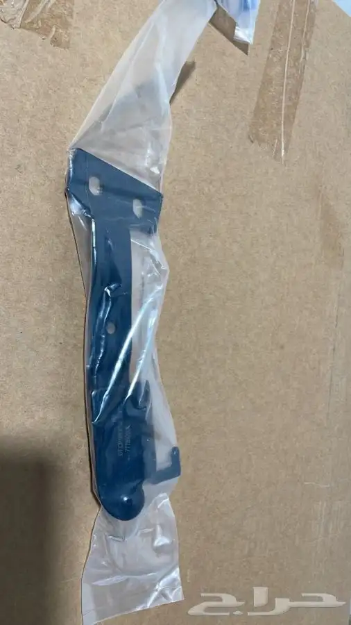 قطع غيار شاحنات سكانيا ومكائن زراعية وشاحنات فولفو 27