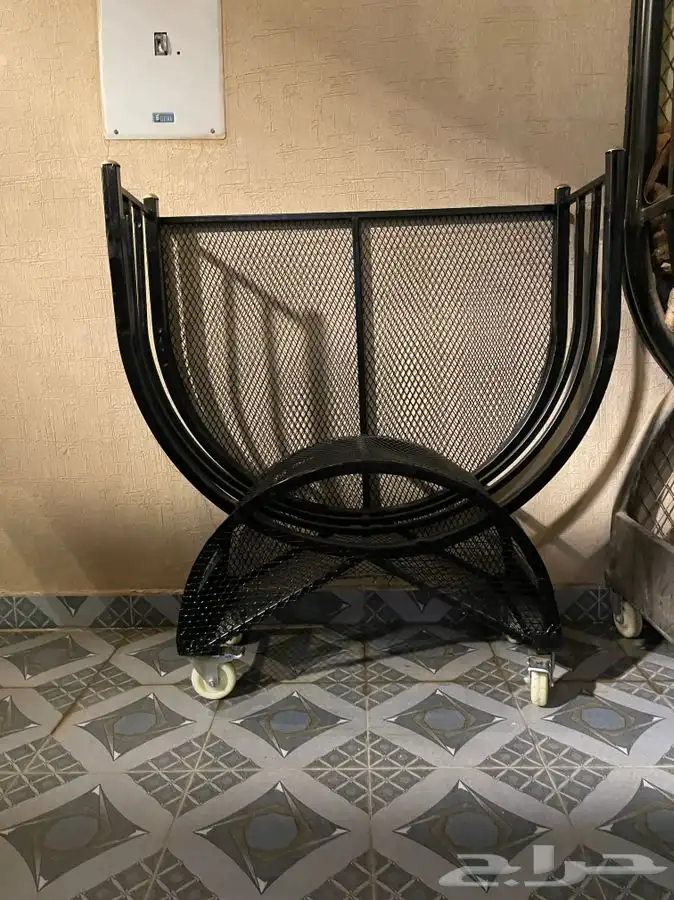 حامل اوسلة حطب مع شراع بمقاسات مختلفه   مدفئه حدايق وطاولات 14