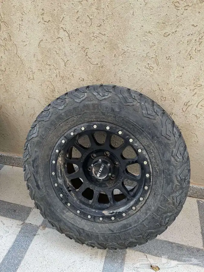 كفرات بلاك بير مقاس 265 70 جنط 17 عدد 3 على السوم نظيفات 0