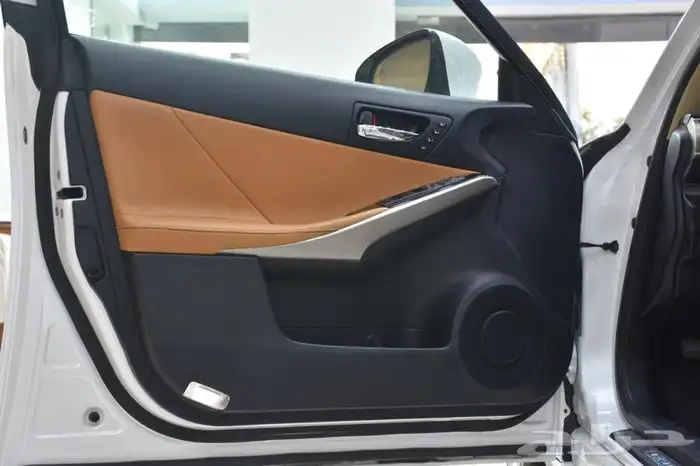 لكزس اي اس IS 350 بدون حوادث او صبغ ممشي 79 الف كيلو 21