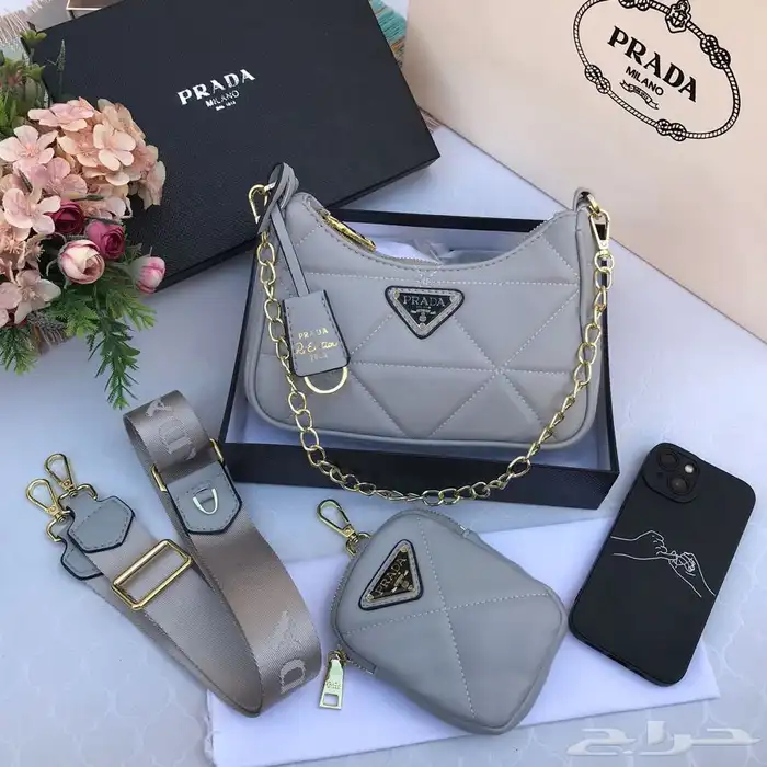شنط ماركات جمله. صاحب المحلات والموقع الكتروني 26