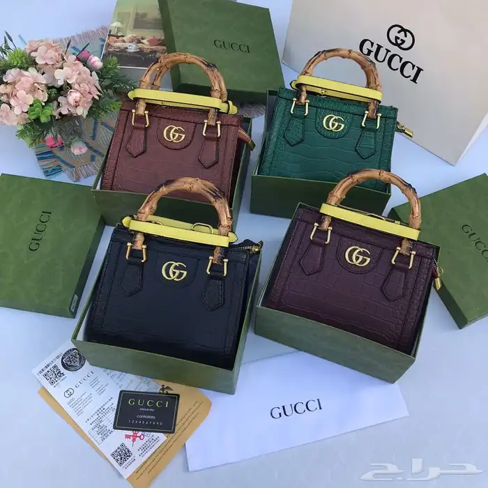 شنط ماركات جمله. صاحب المحلات والموقع الكتروني 95