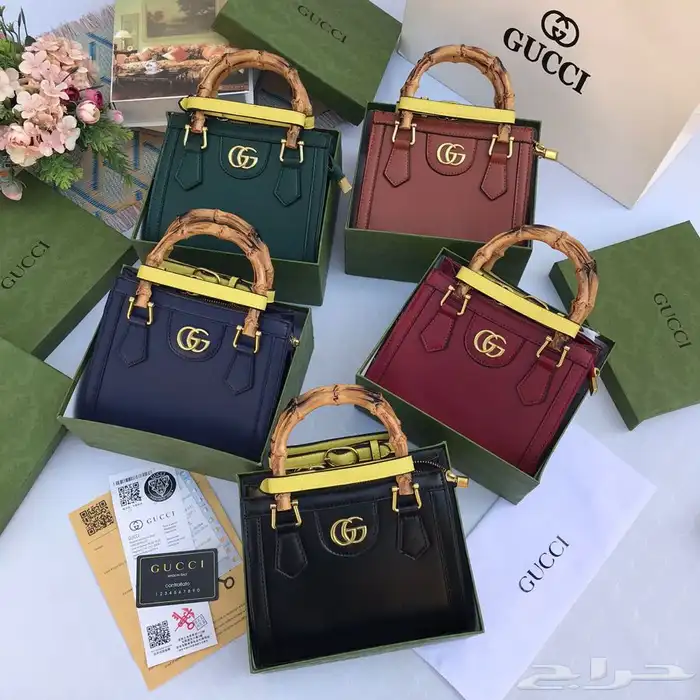 شنط ماركات جمله. صاحب المحلات والموقع الكتروني 82