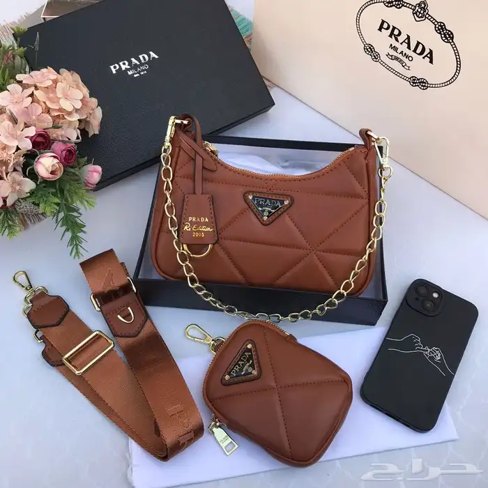 شنط ماركات جمله. صاحب المحلات والموقع الكتروني 21
