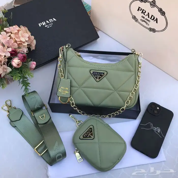 شنط ماركات جمله. صاحب المحلات والموقع الكتروني 22