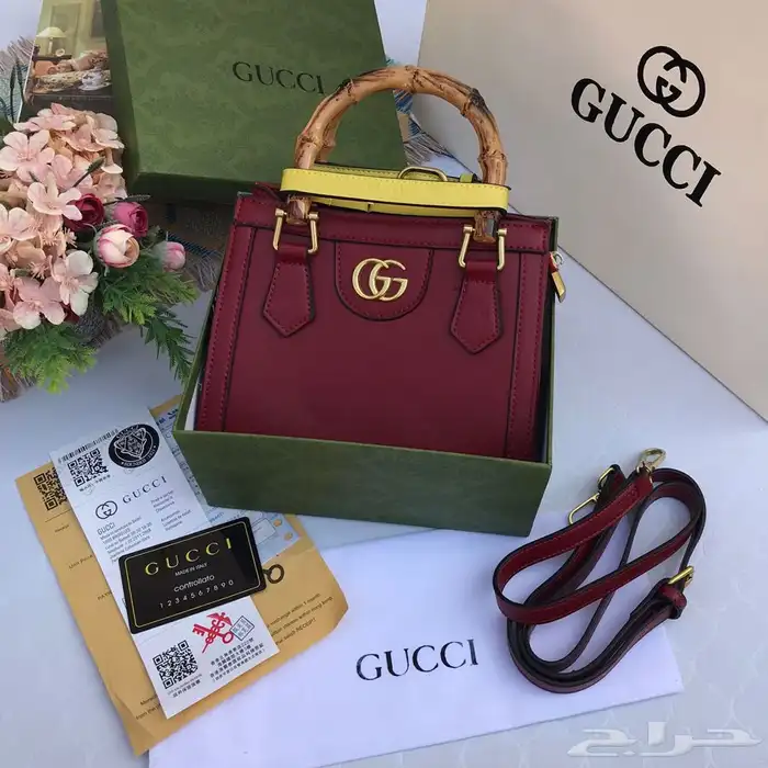 شنط ماركات جمله. صاحب المحلات والموقع الكتروني 85