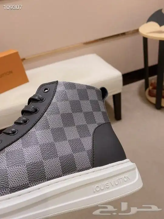 جزمة Louis Vuitton درجة أولى   28