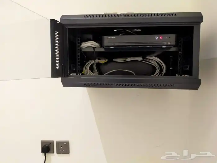 كاميرات مراقبة امنية 1