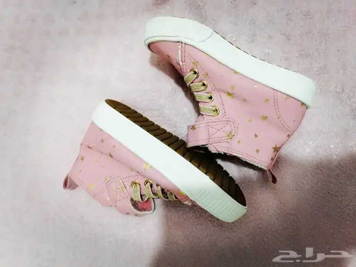 بوتH M مقاس 24 2