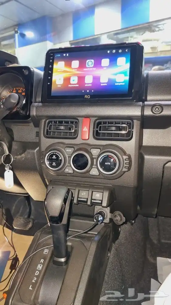 شاشة سوزوكي جيمني 2022 مع كامره خلفيه CarPlay 2