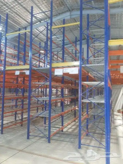 رفوف مستودعات ومنازل وبقالات مستعملة 74