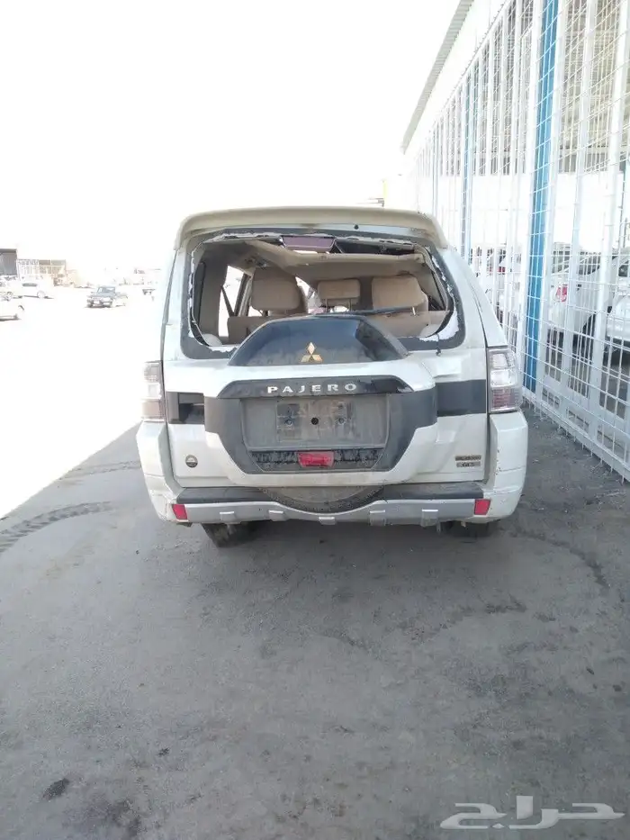 باجيرو مصدوم 2017قطع غيار 0