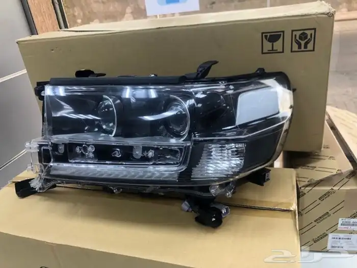 شمعه لاندكروزر 2016 يسار 1