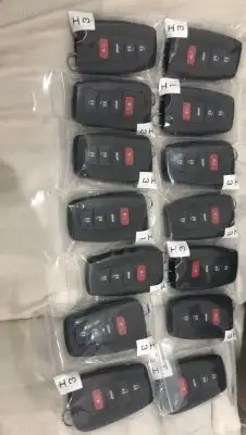 مفاتيح ريموتات لاندكروزر برادو كامري أوريون 8