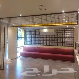 ديكورات محلات ومطاعم ديكور حديد سلم معلق 3