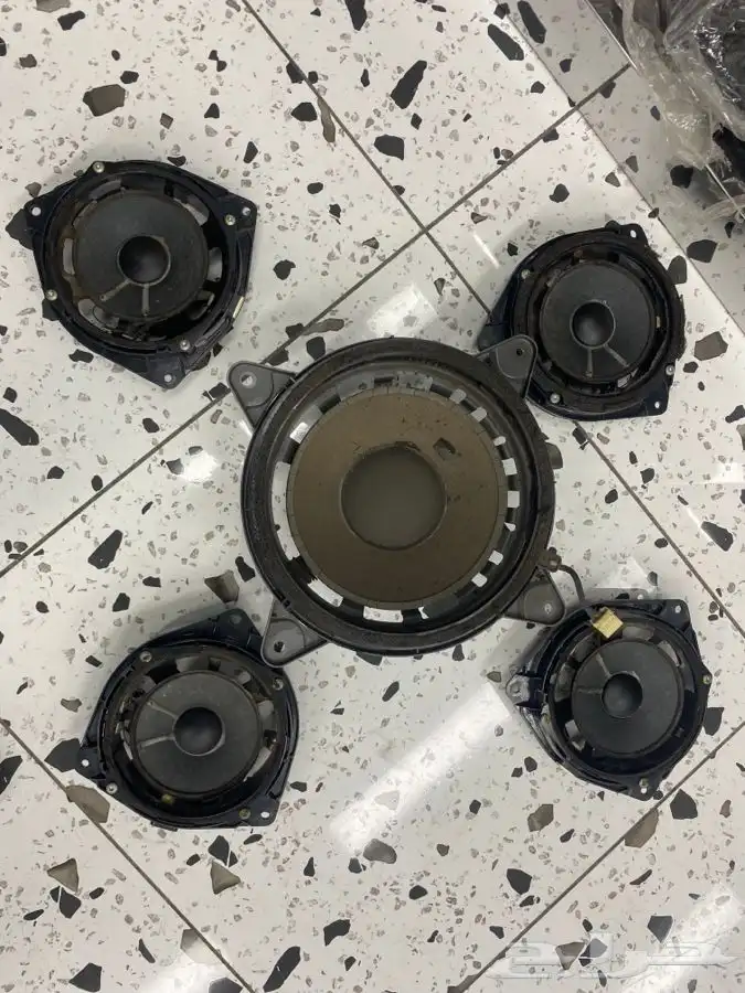 صيانة سماعات السيارات 1