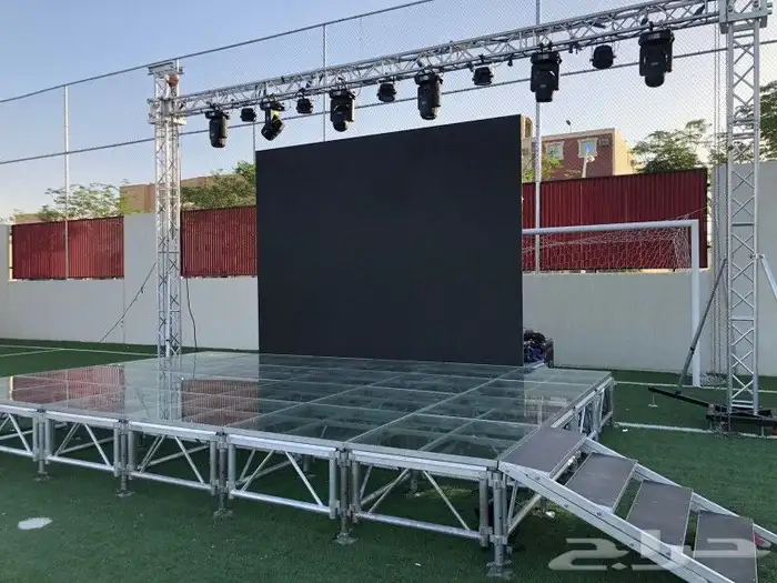 مسارح مضيئيه شاشات بالمتر وافتتاحات 0