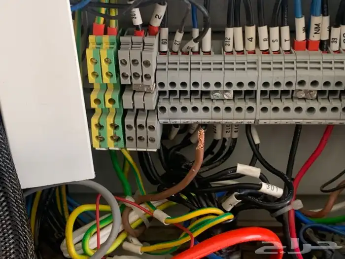 إصلاح المولدات والرافعات الشوكية والآلاتGenerators 8