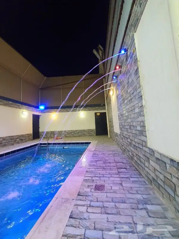 استراحه للايجار بالحرازات 11