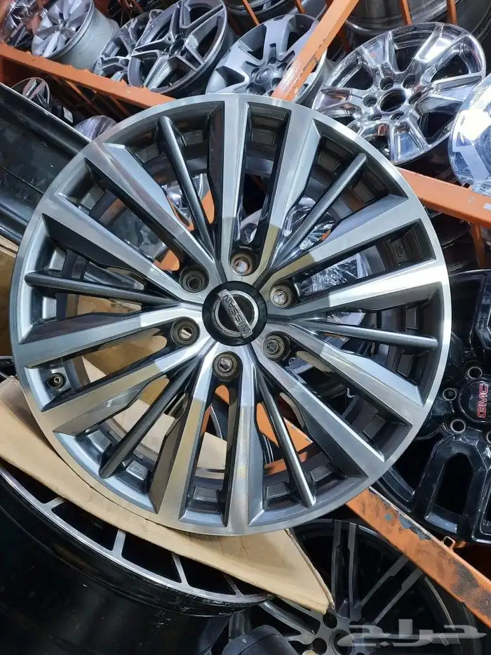 جنوط نيسان بلاتنيوم مقاس 20 اصلي موديل 2021 7